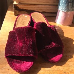 Burgundy velvet Franco Sarto slipper heels 🥰